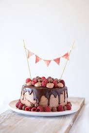 Gateau D Anniversaire Chocolat Et Framboises Gateau Anniversaire Chocolat Gateau D Anniversaire Chocolat Framboise Gateau Chocolat Framboise