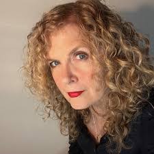 Susan Kessel's Instagram, Twitter & Facebook