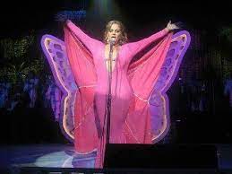 La Reyna De La Banda Jefa De Jefas J Unit 9936 Jenni Rivera Jennifer Rivera Diva Quotes