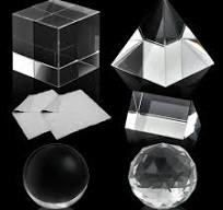 Amazon.com: Supkiir Paquete de 5 prismas de fotografía de cristal óptico K9  con bola de cristal, prisma triangular, bola de prisma de lente y pirámide  ...