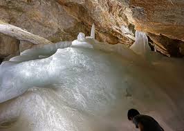 The story hidden in the ice cave : 네이 ...