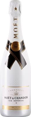 Moët et chandon is one of the world's largest champagne producers and a prominent champagne house. Moet Chandon Ice Imperial Champagne Slijterij Wijnhuis Zeewijck