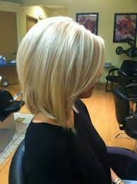 Carre Plongeant Blonde Coupe Cheveux Mi Longs Blonds Cheveux Mi Long Coupe De Cheveux