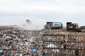 Groapa de gunoi e noua formă de relief a lumii în care trăim - Scena 9