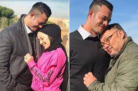 Apapun murai.my sebulat suara menyokong pendapat michael ang tentang sikap profesional neelofa semasa menjayakan program ame2018. Zul Ariffin Neelofa Photos Facebook