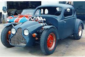 4 Cv Hot Rod Pays Amerique Renault Dauphine Gordini Automobile Ancienne Voitures Bizarres