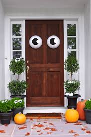 Are you planning home décor halloween projects? 47 Outdoor Halloween Decorations Porch Decorating Ideas For Halloween