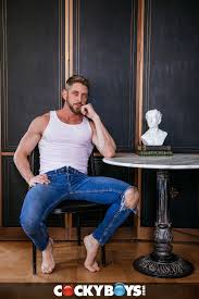 Johnny Ford Is Almost 40 And Still Fit