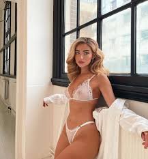 Antonia Freya Lydia - Free sexy pics, galleries & more at Babepedia