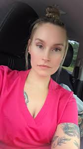 Dez (@dezzydreamer31)