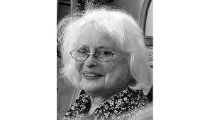 Lorraine Peck's Instagram, Twitter & Facebook