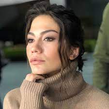 26 şubat 1992 yılında kocaeli'nde doğan demet özdemir aslen kocaelilidir. Demet Ozdemir Tv Series Biography Height Turkish Drama
