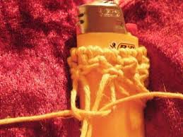 Sarah Loper Uploaded This Image To How To Make A Hemp Lighter Holder See The Album On Photobucket Diy Holder Lighter Case Macrame Knots Pattern
