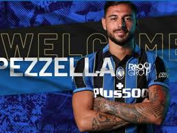 Giuseppe pezzella (born 29 november 1997) is an italian professional footballer who plays as a left back for serie a club atalanta on loan from serie b club parma. Atalanta Visite E Firma E Ufficiale L Arrivo Di Giuseppe Pezzella Dal Parma Bergamonews