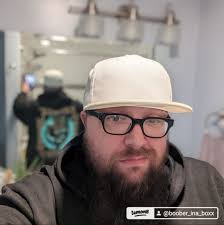 Room for male student near Green River College