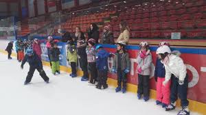 Nikolausschule 2018 01 12 Klasse 2 Erstmalig Eislaufen