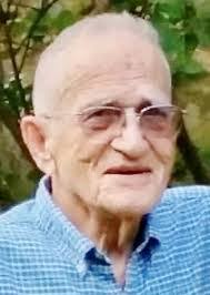 Lori Cass's Instagram, Twitter & Facebook