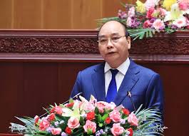 Lý nhã kỳ tên thật trần thị thanh nhàn (sinh ngày 19 tháng 7 năm 1982) là nữ diễn viên, doanh nhân người việt nam.cô được biết đến qua vai diễm kiều trong phim truyền hình kiều nữ và đại gia (2008). Hlh3azzrdpayem