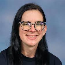 Denise Eves's Instagram, Twitter & Facebook