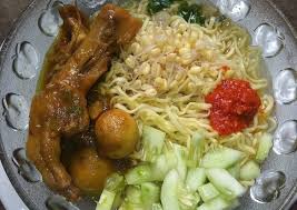 Sajikan mie goreng jawa dengan taburan bawang goreng dan ayam suwir. Cara Mudah Membuat Mie Ayam Ceker Seadanya