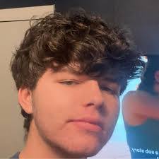 Joshua Kindred's Instagram, Twitter & Facebook