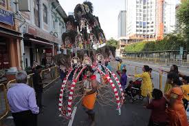 During the thaipusam festival, religious people undertake several rituals and rites. Azgmghuiwu3g M