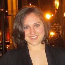 Paula Wylie's Instagram, Twitter & Facebook