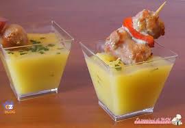 Le ricette di antipasti della cucina italiana: Spiedini Di Salsiccia Con Crema Di Patate Le Passioni Di Mam Spiedini Di Salsiccia Idee Alimentari Spiedini