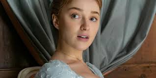 Phoebe dynevor is a british actress born in manchester, england in 1995. Bridgerton Star Phoebe Dynevor Has Landed Her First Movie Since The Netflix Sensation Cinemablend