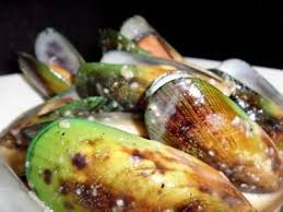 Pin By Southwest Wine Guide On Food Wine Pairing Group Board Wine Food Pairing Green Lipped Mussel Wine Recipes