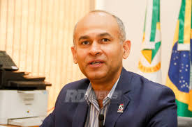 Escassez de recursos força UFMT a "tirar leite de pedra", avalia reitor