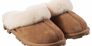Shop for bedroom slippers for womens online at target. These 20 Costco Slippers Look And Feel Like An Expensive Pair Of Uggs