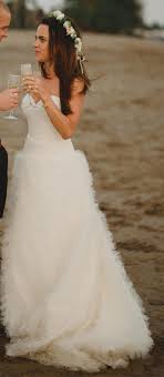 Azazie, a leading fashion bridal party online store offers a large selection of unique wedding dresses and bridal gowns that would make your wedding day flawless. Pronovias Moana Molly Used Wedding Dress Save 48 Stillwhite