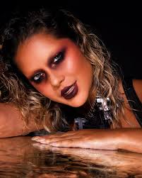 Gothic Editorial Definitivamente debemos de atrevernos a hacer cosas nuevas  para nosotros, este fue mi examen final en maestría junto a  @ariannaguillenmakeup lo amé. Gracias @ellymurillo por tu maravillosa ayuda  🥰 #editorial #