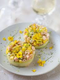 Tartare Saumon Crevettes Et Mangue Recette Tartare De Saumon Recette Tartare De Saumon Recettes De Cuisine
