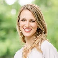 Ashlee Britt's Instagram, Twitter & Facebook