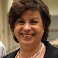 Teresa Carper's Instagram, Twitter & Facebook