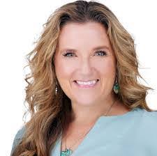 Shalonda Lowery's Instagram, Twitter & Facebook