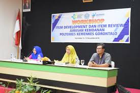 Seorang perempuan usia 26 tahun p2a0 datang ke bidan praktik mandiri hendak memakai alat kontrasepsi. Workshop Penyusunan Soal Item Development Dan Analisis Soal Item Review Jurusan Kebidanan Poltekkes Kemenkes Gorontalo
