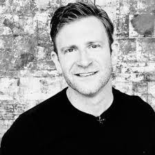 Brian Gant's Instagram, Twitter & Facebook