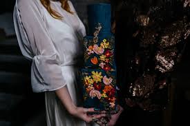 Delivery charge most cake bakers charge a delivery fee to safely get multitiered cakes to their customers' venue. How Much Does A Wedding Cake Cost