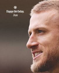 Wishing Dan Bentley a very happy birthday! 🎁