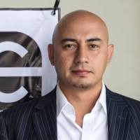 30+ "Roberto Palos" profiles