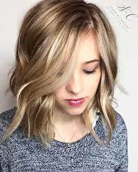 It is also a great way to show off the face and neck while wearing a chic and trendy hairstyle too. Adorable Short Hair Inspirations For Girls