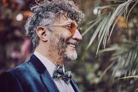 With the passage of time, this nickname became just fito, and that is where his stage name came from. Fito Paez Yo Soy De Los Dinosaurios Que Hacen Albumes Musica Entretenimiento El Universo