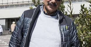 È stato direttore del guerin sportivo e commentatore di tante edizioni del giro d'italia. Bartoletti Garbo E Ironia Io Il Calcio Donne E I Social Sport Il Centro