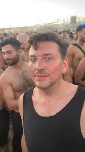 Everybody knows. @douglaskmurray @realbariweiss @thefreepress  @coleman_hughes @ayaanhirsiali @officialbenshapiro @samharrisorg @billmaher  @caitlynjenner @noatishby @batyaus @el0n_rev_musk ...