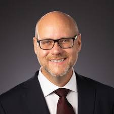 Leighton Bingham's Instagram, Twitter & Facebook