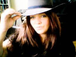 Baby name Pages: Babynames made by Blue Rose Savary