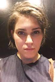 When this happens just get your barber to take off some of the length or add some shape and layers into it. How To Grow Out Your Hair Beautyriot Com
